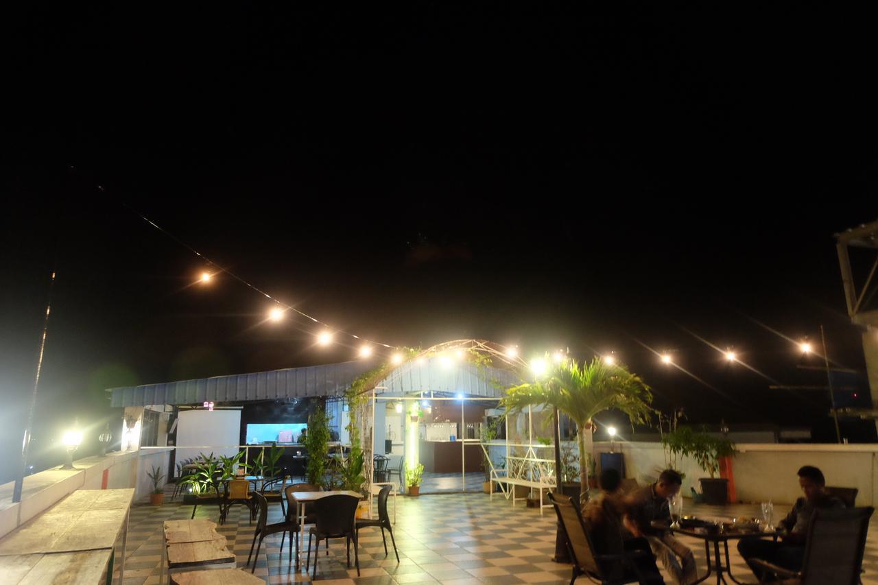Syafira Hotel Langgur المظهر الخارجي الصورة
