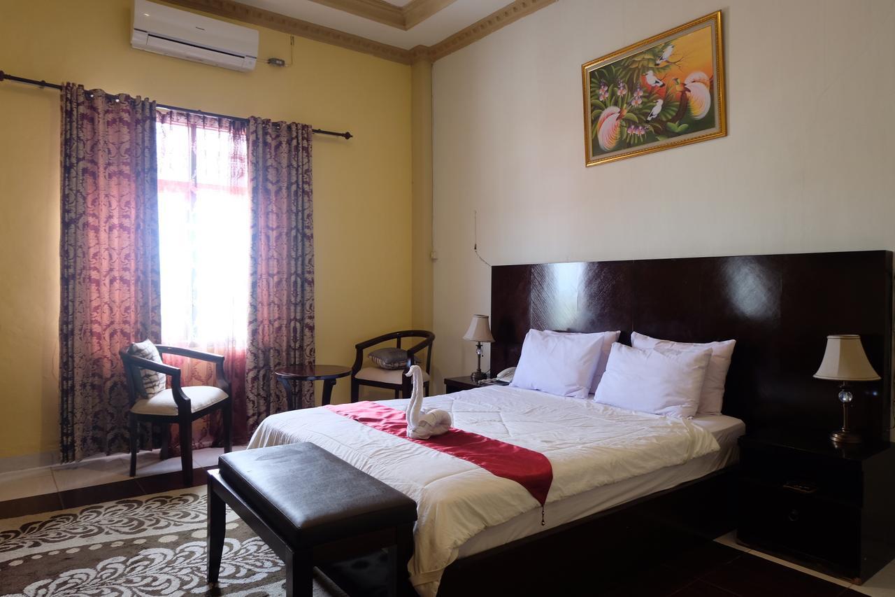Syafira Hotel Langgur المظهر الخارجي الصورة