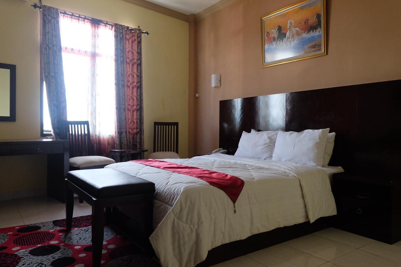 Syafira Hotel Langgur المظهر الخارجي الصورة